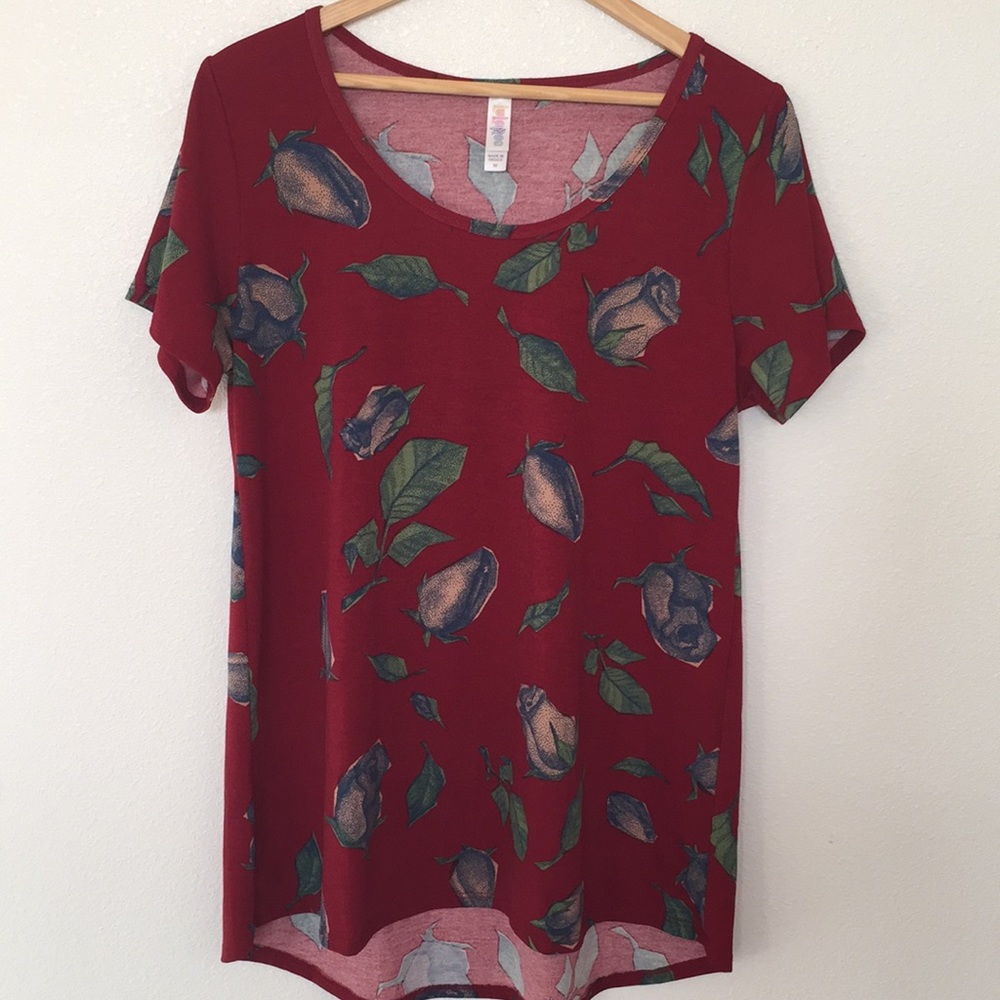 LuLaRoe Classic tee roses 🌹